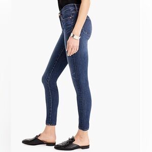 J. Crew - 31 Petite 8" Toothpick Jean in Vista Wash